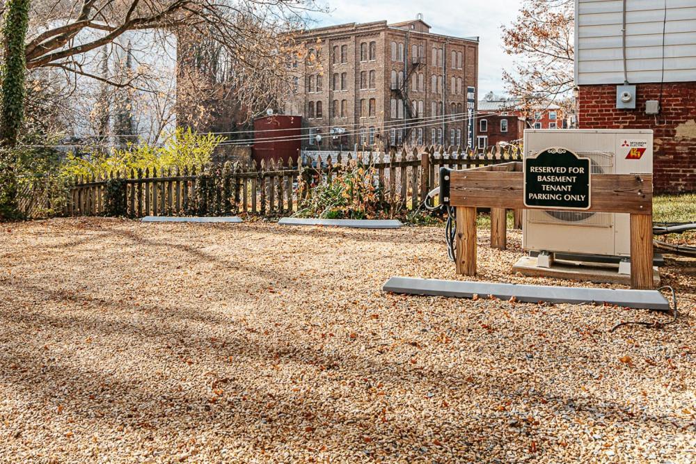 The Urban Cowboy Apartamento Staunton Exterior foto